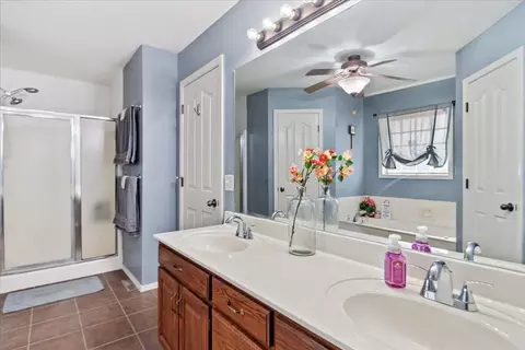Bath - 3816 N 28th St, Ozark, MO 65721 photo 2 of 3