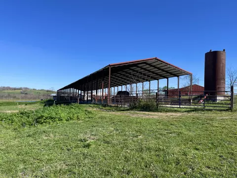 9200 Dead End Dr, Graff, MO 65660 photo 2