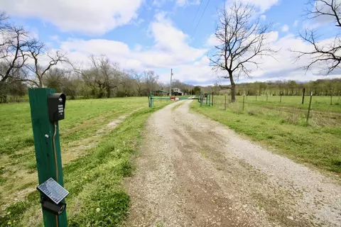 1804 Allison Rd, Goodman, MO 64843 photo 6