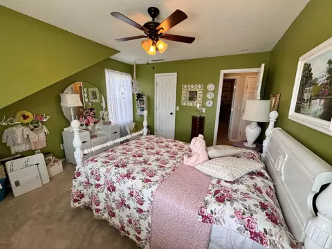 Bedroom - 1313 W School St, Ozark, MO 65721 photo 6 of 7