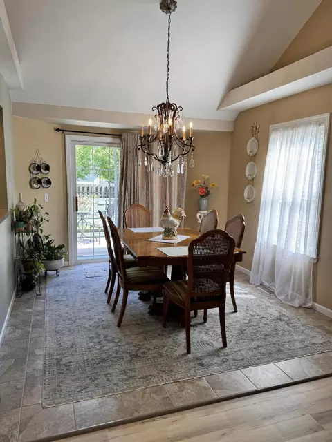 Dining - 1313 W School St, Ozark, MO 65721 photo 2 of 3