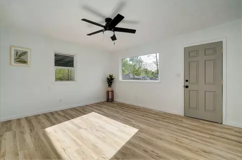 338 N Homewood Ave, Springfield, MO 65802 photo 5