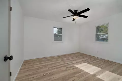338 N Homewood Ave, Springfield, MO 65802 photo 12