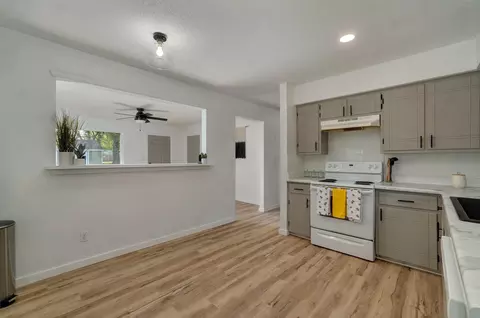 338 N Homewood Ave, Springfield, MO 65802 photo 9