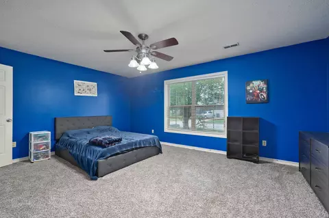 Bedroom - 1006 E Waterford Blvd, Ozark, MO 65721 photo 4 of 5