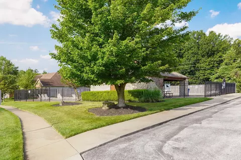Exterior - 1006 E Waterford Blvd, Ozark, MO 65721 photo 9 of 13