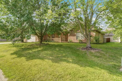 Exterior - 1006 E Waterford Blvd, Ozark, MO 65721 photo 13 of 13
