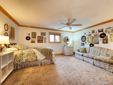 Living - 2802 E Covey Ln, Ozark, MO 65721 photo 12 of 13
