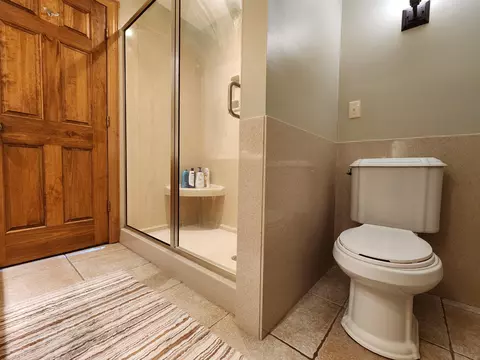 Bath - 2802 E Covey Ln, Ozark, MO 65721 photo 11 of 16