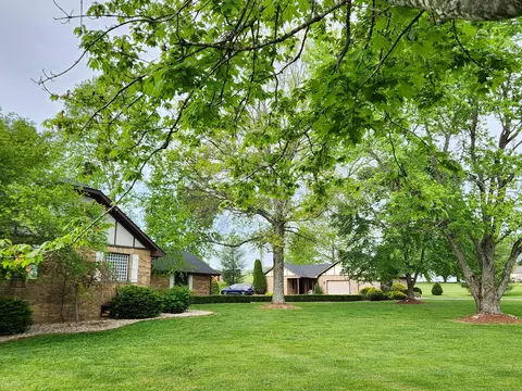 Exterior - 2802 E Covey Ln, Ozark, MO 65721 photo 3 of 42