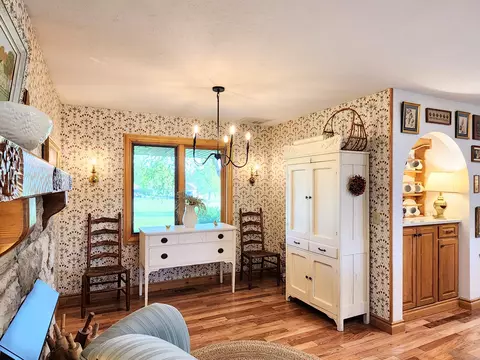 Bath - 2802 E Covey Ln, Ozark, MO 65721 photo 3 of 16