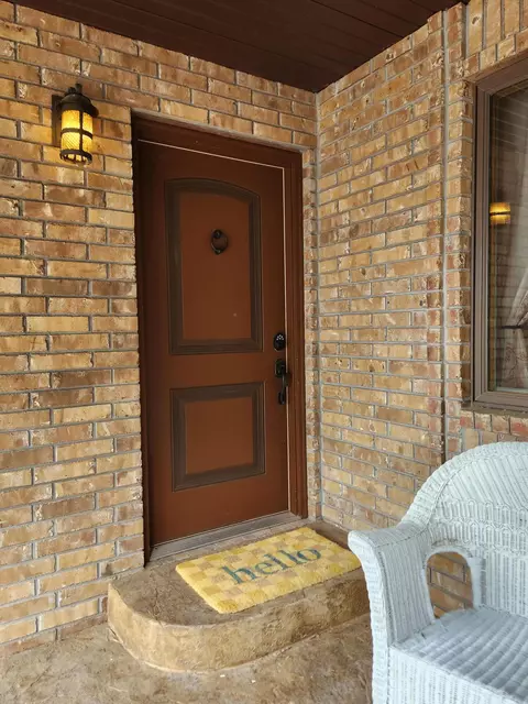 Entry Way - 2802 E Covey Ln, Ozark, MO 65721 photo 4 of 4
