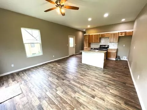 504 6th St, Monett, MO 65708 photo 7