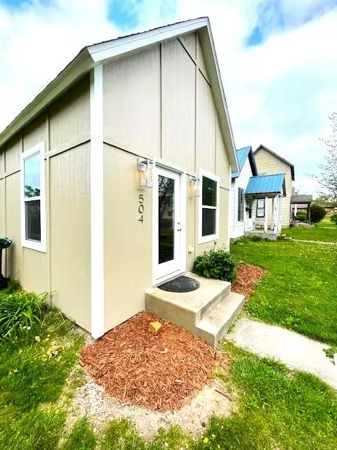 504 6th St, Monett, MO 65708 photo 4