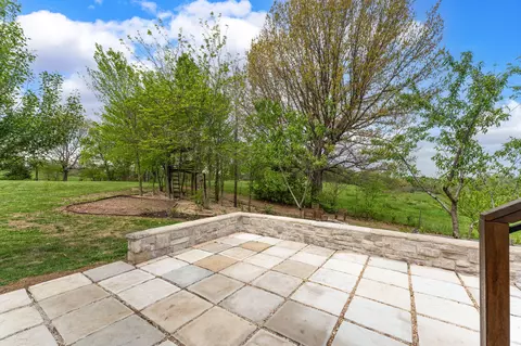 Exterior - 2811 S 14th Ave, Ozark, MO 65721 photo 12 of 16
