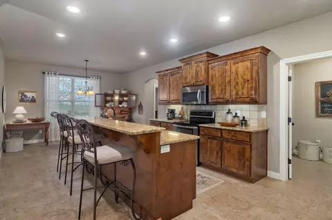 Kitchen - 3608 N Wakefield Dr, Ozark, MO 65721 photo 2 of 4