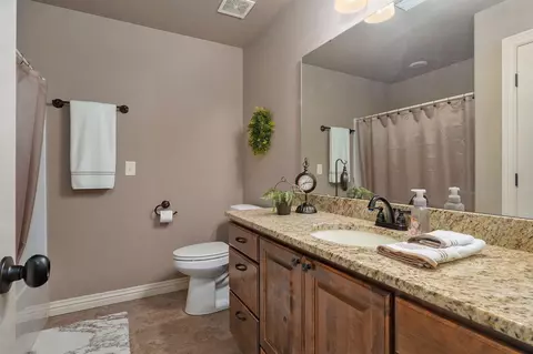 Bath - 3608 N Wakefield Dr, Ozark, MO 65721 photo 5 of 5