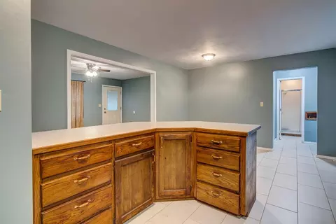 2223 N Clifton Ave, Springfield, MO 65803 photo 10