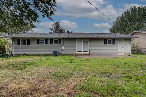 2223 N Clifton Ave, Springfield, MO 65803 photo 23