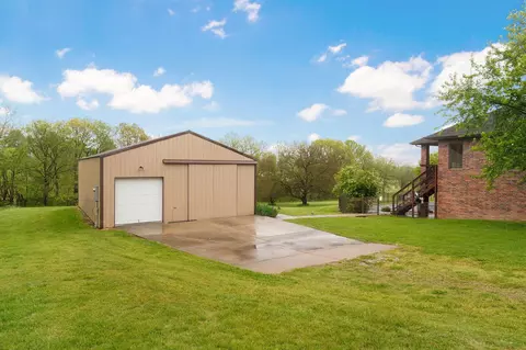 Exterior - 5544 N Willow Rd, Ozark, MO 65721 photo 5 of 22
