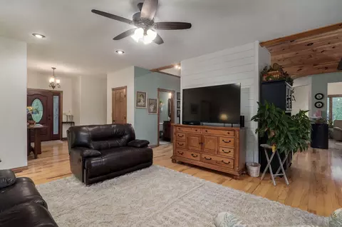 Bedroom - 5544 N Willow Rd, Ozark, MO 65721 photo 1 of 13