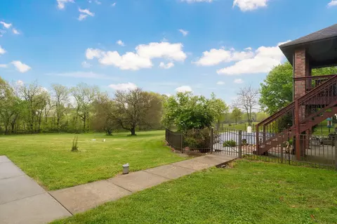Exterior - 5544 N Willow Rd, Ozark, MO 65721 photo 6 of 22