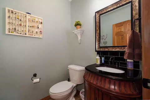 Bath - 5544 N Willow Rd, Ozark, MO 65721 photo 1 of 10