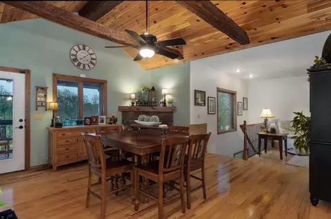 Dining - 5544 N Willow Rd, Ozark, MO 65721 photo 2 of 4