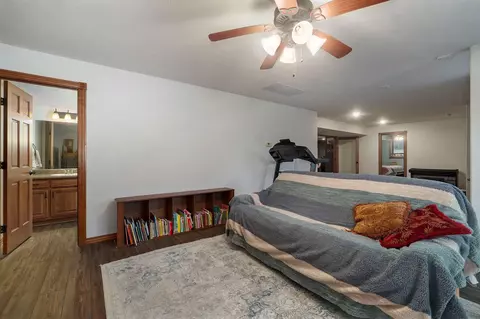 Bedroom - 5544 N Willow Rd, Ozark, MO 65721 photo 9 of 13