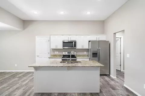 527 E Melton Rd, Ozark, MO 65721 photo 7
