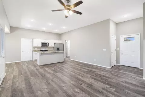 527 E Melton Rd, Ozark, MO 65721 photo 6
