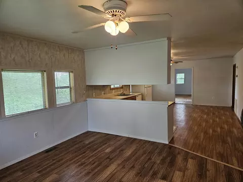 510 E Garfield Ave, Ava, MO 65608 photo 11