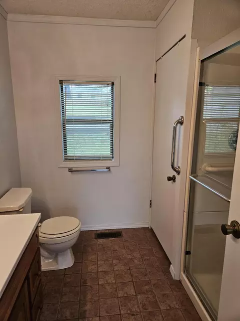 510 E Garfield Ave, Ava, MO 65608 photo 18