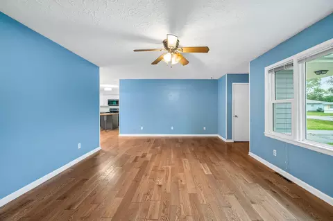 1947 S Linden Ave, Springfield, MO 65804 photo 8