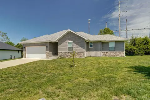 1900 Redbird Ct, Ozark, MO 65721 photo 3
