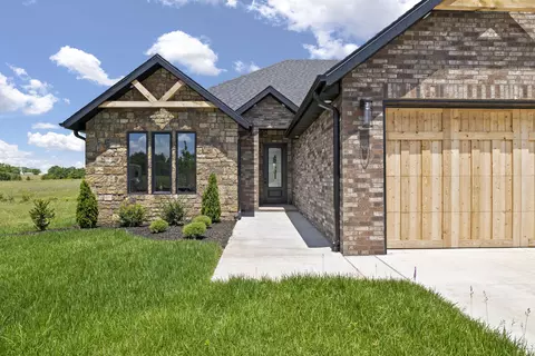 1811 E Cobblestone Dr, Ozark, MO 65721 photo 2