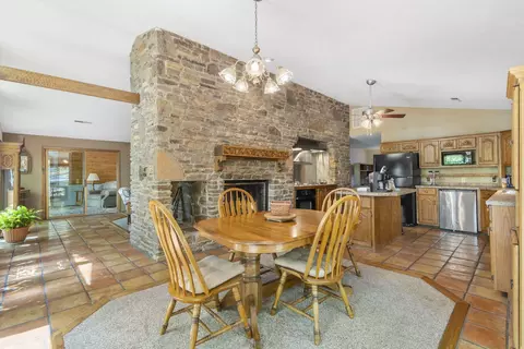 448 Compton Ridge Rd, Branson, MO 65616 photo 3