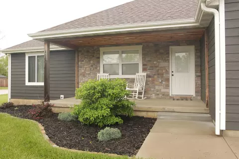 809 Shaffer St, Marshfield, MO 65706 photo 12