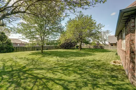 842 E Rush Ct, Nixa, MO 65714 photo 31