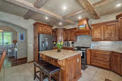 842 E Rush Ct, Nixa, MO 65714 photo 9