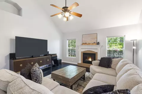 1429 W Maplewood St, Springfield, MO 65807 photo 8