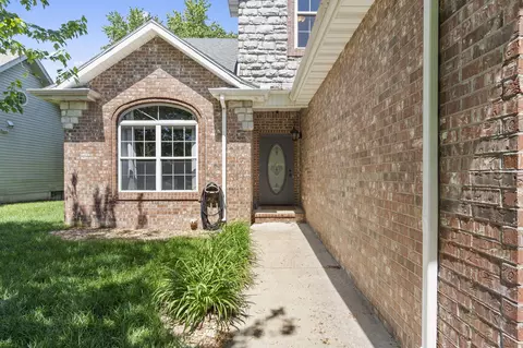 1429 W Maplewood St, Springfield, MO 65807 photo 3