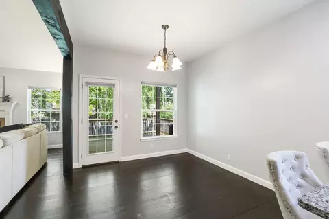1429 W Maplewood St, Springfield, MO 65807 photo 9