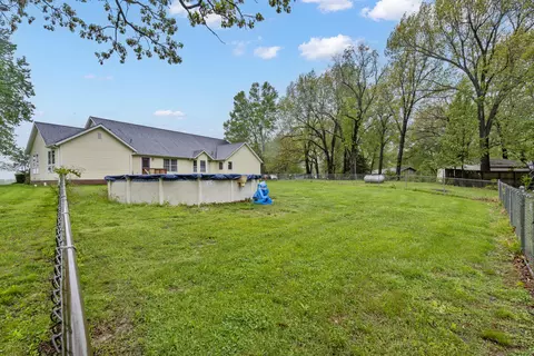 1203 E Laverne Ter, Springfield, MO 65803 photo 40