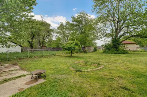 630 N Pine St, Marshfield, MO 65706 photo 23