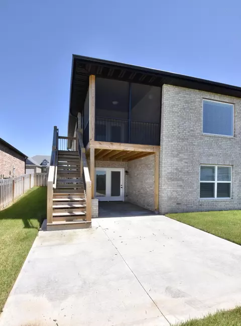 Exterior - 1505 N Thornhill Dr, Springfield, MO 65802 photo 7 of 13