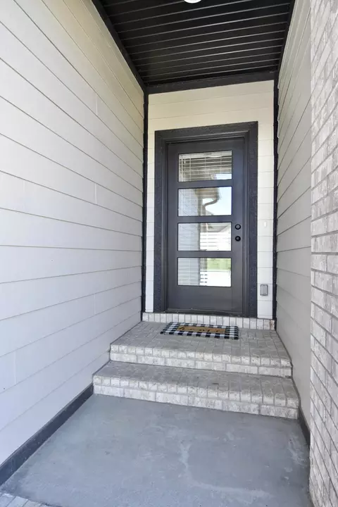 Other - 1505 N Thornhill Dr, Springfield, MO 65802 photo 1 of 18