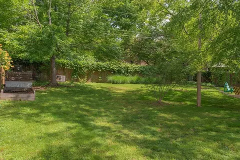 835 W Brookshire Dr, Springfield, MO 65810 photo 48