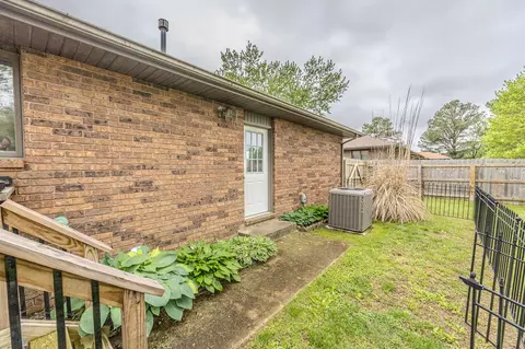 815 E 16th St, Mountain Grove, MO 65711 photo 29