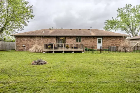 815 E 16th St, Mountain Grove, MO 65711 photo 36